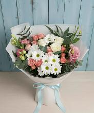 Букет цветов из:  Розы, Лизиантусы и Хризантемы #REPLACE_PRED# Свердловский