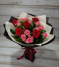 Букет цветов из:  Розы в Свердловский