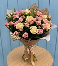 Букет цветов из:  Розы в Свердловский