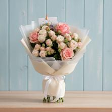 Букет цветов из:  Розы в Свердловский