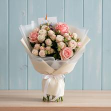 Букет цветов из:  Розы в Свердловский