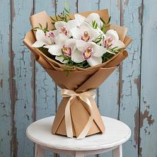 Букет цветов из:  Орхидеи и Розы в Свердловский
